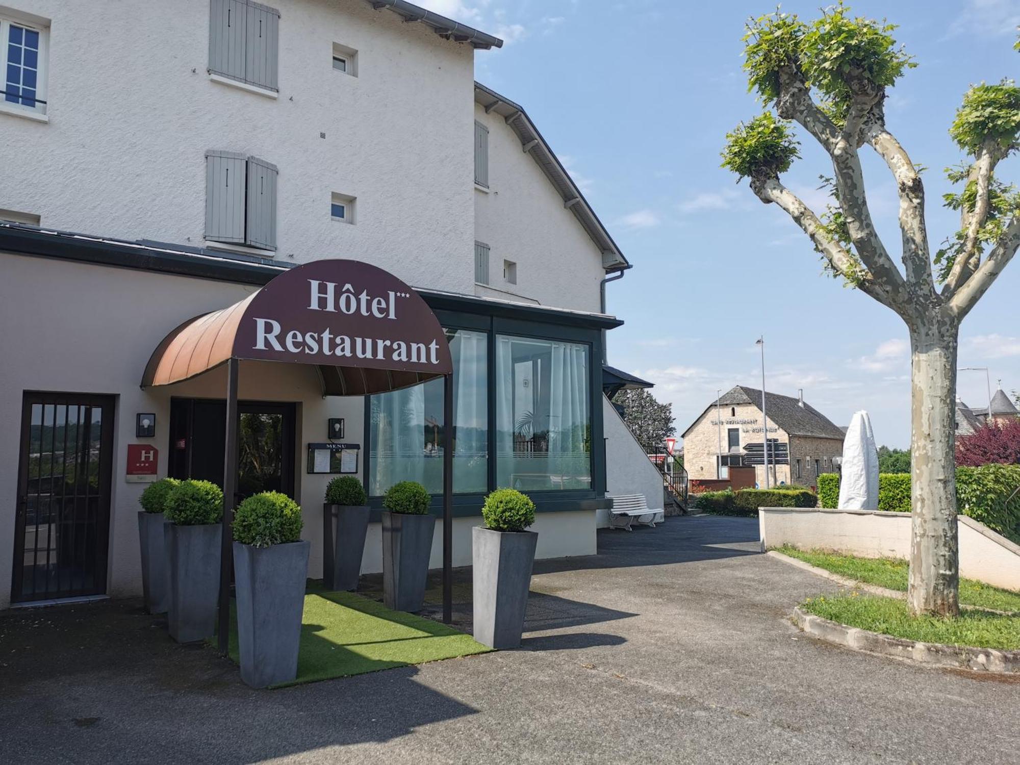 拉路特爱格特酒店 Bozouls 外观 照片